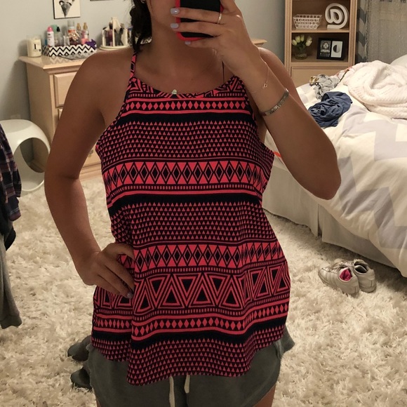 LF Mika and Gala tank. - Picture 2 of 5